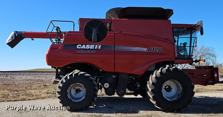 image for item DN7040 2009 Case IH 8120 Axial Flow  combine