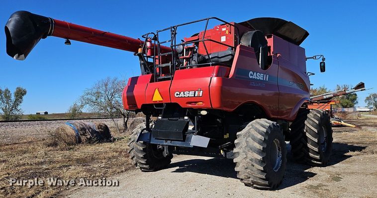 image for item DN7040 2009 Case IH 8120 Axial Flow  combine