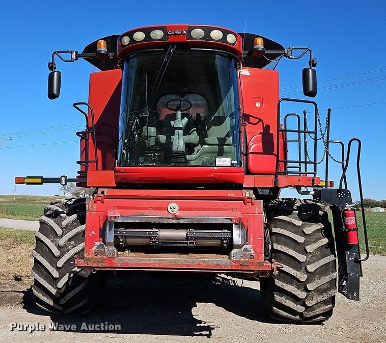 image for item DN7040 2009 Case IH 8120 Axial Flow  combine