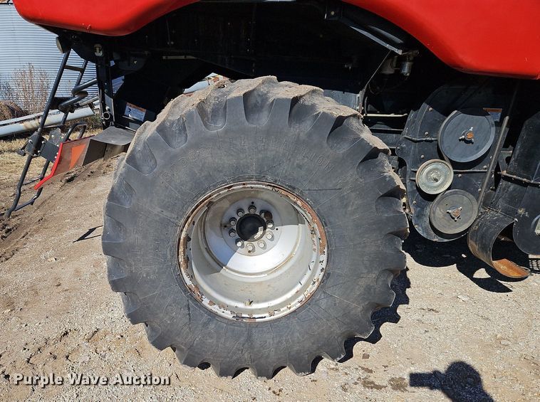 image for item DN7040 2009 Case IH 8120 Axial Flow  combine