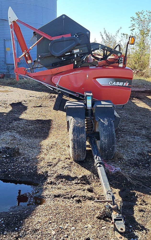 image for item DN7043 Case IH 2020 30 NSS BJ  draper head