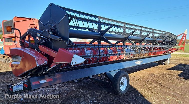 image for item DN7043 Case IH 2020 30 NSS BJ  draper head