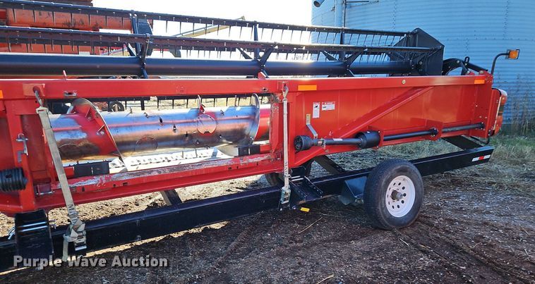 image for item DN7043 Case IH 2020 30 NSS BJ  draper head