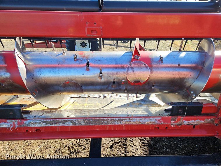 image for item DN7043 Case IH 2020 30 NSS BJ  draper head