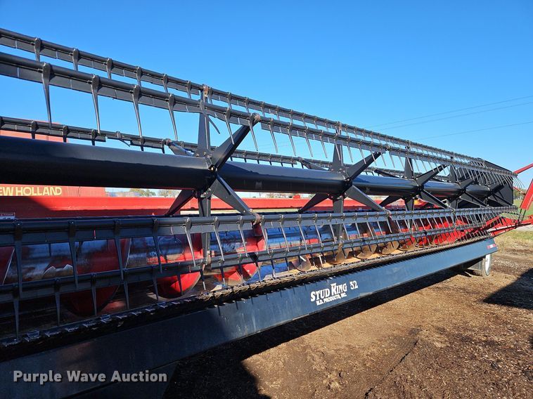 image for item DN7043 Case IH 2020 30 NSS BJ  draper head