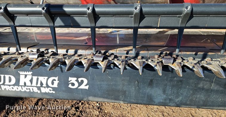 image for item DN7043 Case IH 2020 30 NSS BJ  draper head