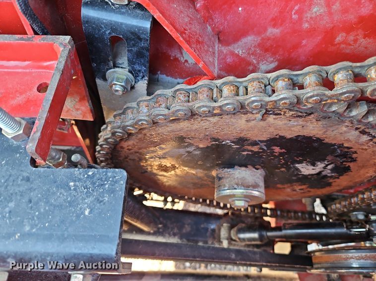 image for item DN7043 Case IH 2020 30 NSS BJ  draper head