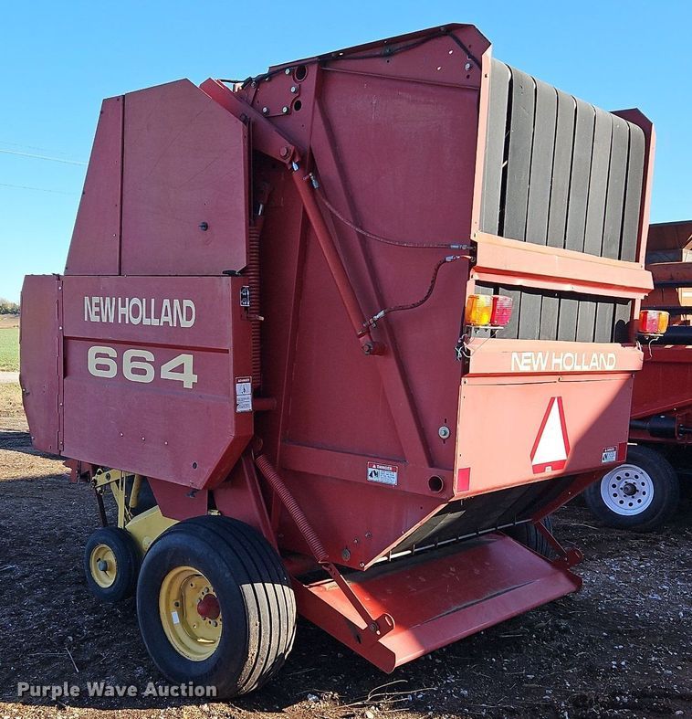 image for item DN7046 New Holland 664  round baler
