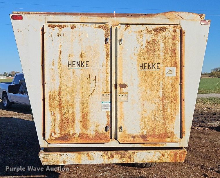 image for item DN7048 Henke Kwikcutter B2379  feed mixer