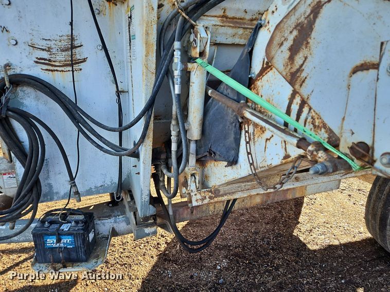 image for item DN7048 Henke Kwikcutter B2379  feed mixer