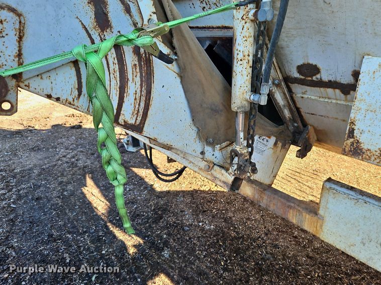 image for item DN7048 Henke Kwikcutter B2379  feed mixer