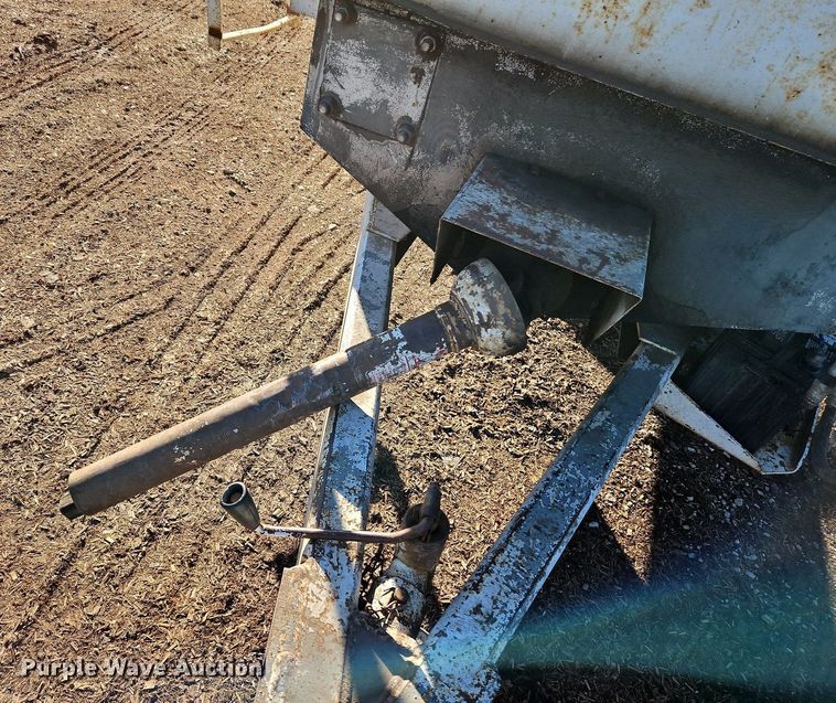 image for item DN7048 Henke Kwikcutter B2379  feed mixer