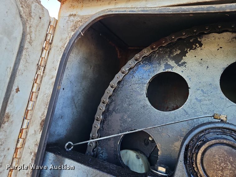 image for item DN7048 Henke Kwikcutter B2379  feed mixer