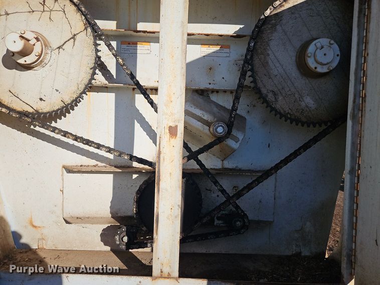 image for item DN7048 Henke Kwikcutter B2379  feed mixer