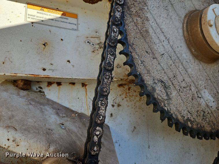 image for item DN7048 Henke Kwikcutter B2379  feed mixer