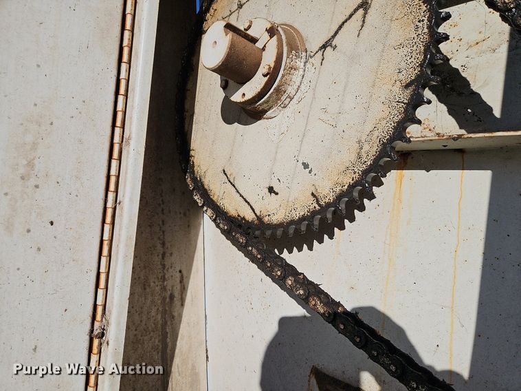 image for item DN7048 Henke Kwikcutter B2379  feed mixer