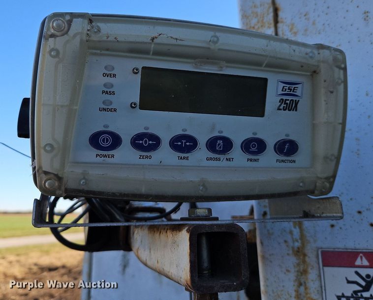 image for item DN7048 Henke Kwikcutter B2379  feed mixer