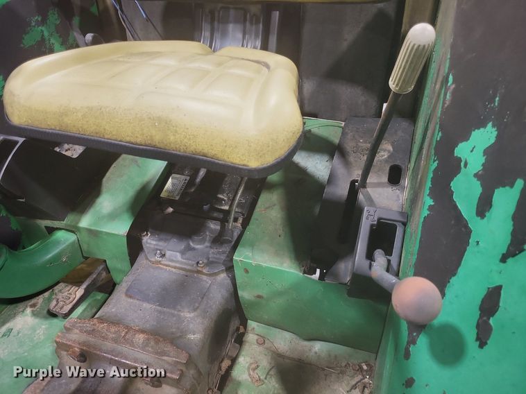 image for item DO4709 1996 John Deere 5400  tractor