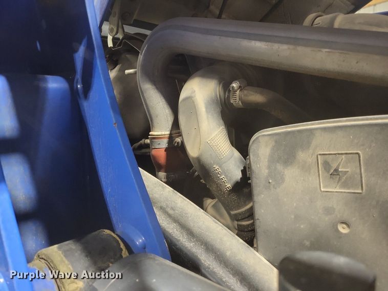 image for item DO4710 2014 New Holland T4.95 MFWD tractor