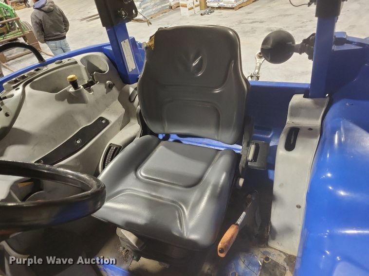 image for item DO4710 2014 New Holland T4.95 MFWD tractor