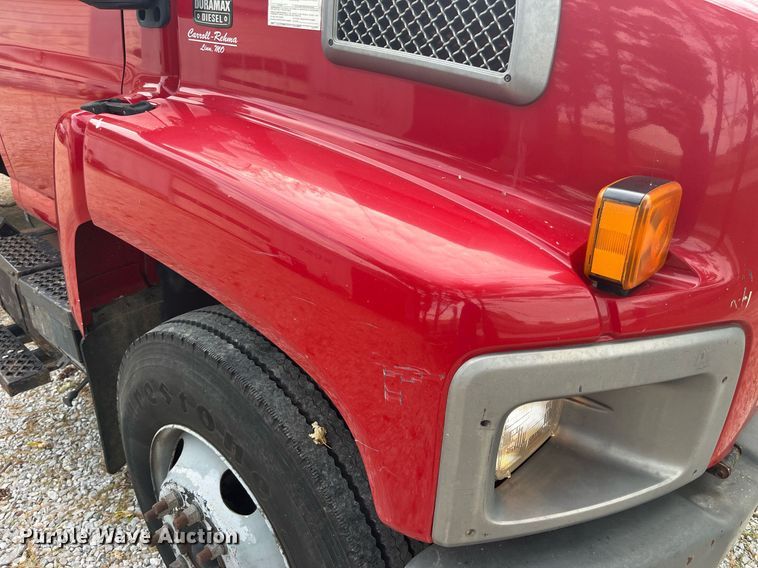 image for item DP2122 2004 Chevrolet C7500  fertilizer delivery truck