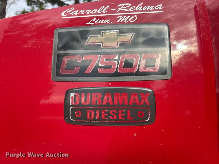 image for item DP2122 2004 Chevrolet C7500  fertilizer delivery truck