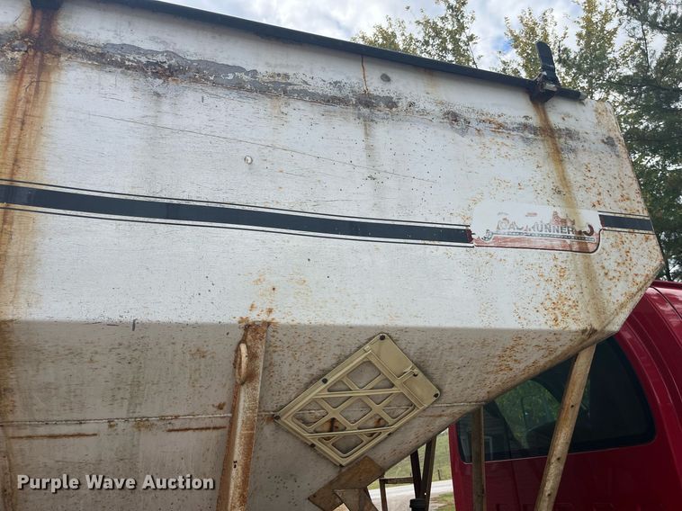 image for item DP2122 2004 Chevrolet C7500  fertilizer delivery truck