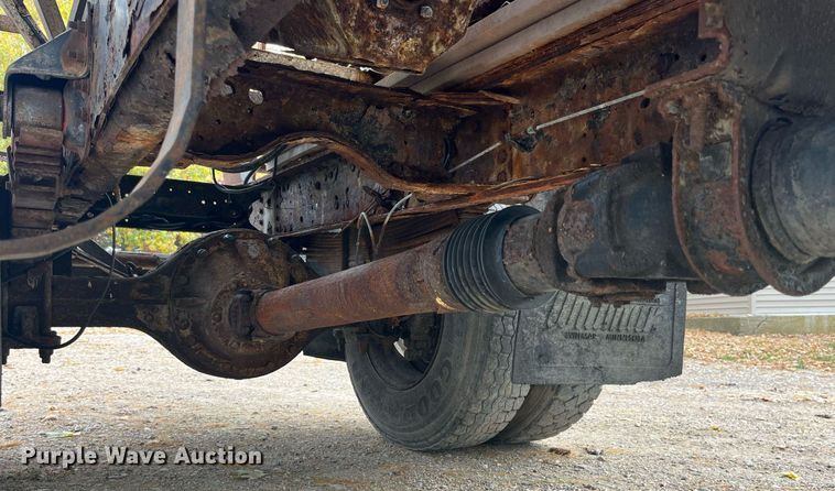 image for item DP2122 2004 Chevrolet C7500  fertilizer delivery truck