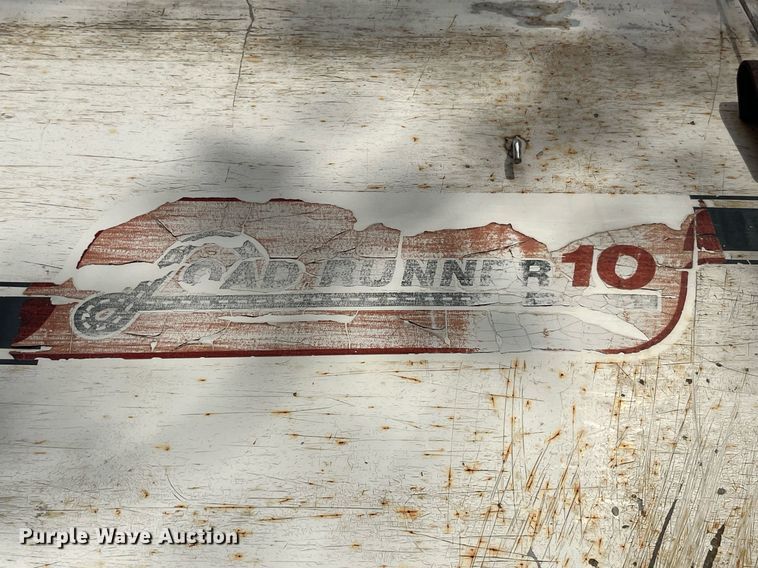 image for item DP2122 2004 Chevrolet C7500  fertilizer delivery truck