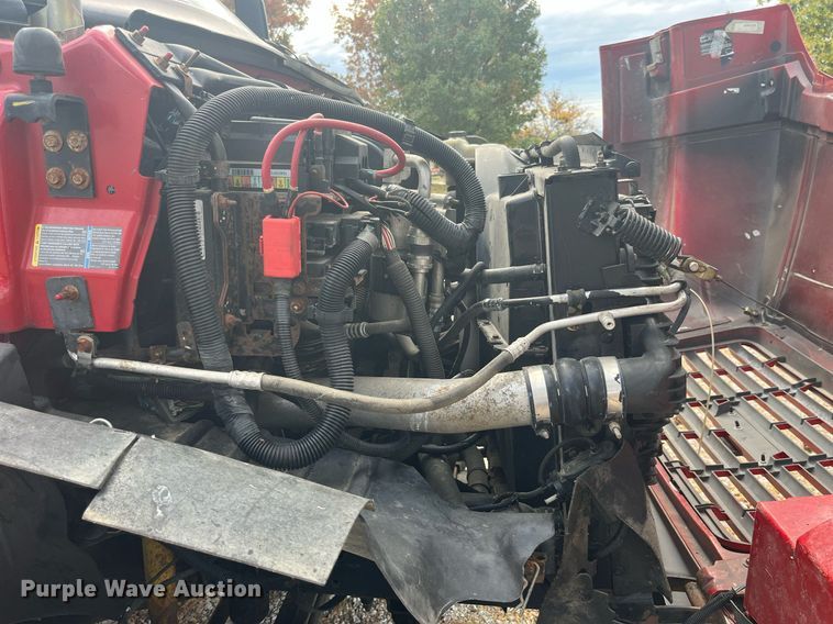 image for item DP2122 2004 Chevrolet C7500  fertilizer delivery truck