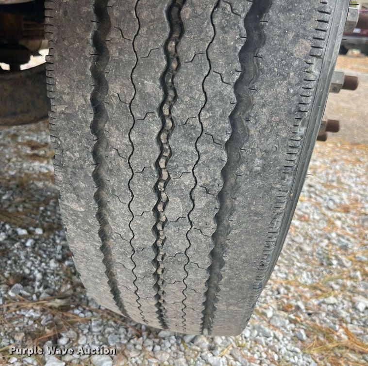 image for item DP2122 2004 Chevrolet C7500  fertilizer delivery truck