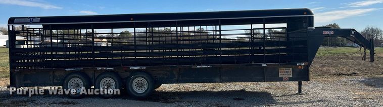 image for item DP2129 2014 Neckover GL28-3-7K  livestock trailer