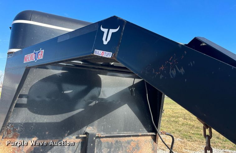 image for item DP2129 2014 Neckover GL28-3-7K  livestock trailer