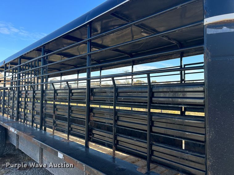 image for item DP2129 2014 Neckover GL28-3-7K  livestock trailer