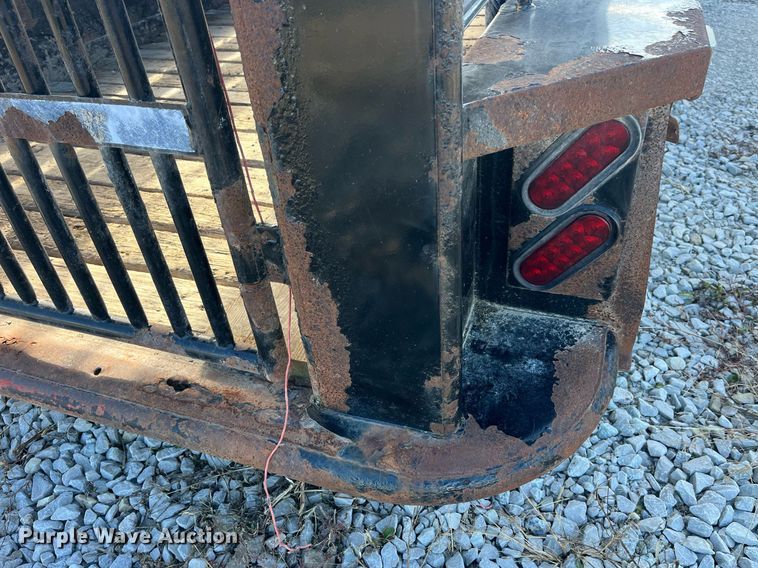 image for item DP2129 2014 Neckover GL28-3-7K  livestock trailer