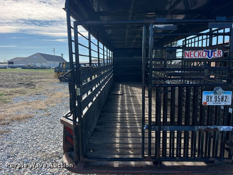 image for item DP2129 2014 Neckover GL28-3-7K  livestock trailer