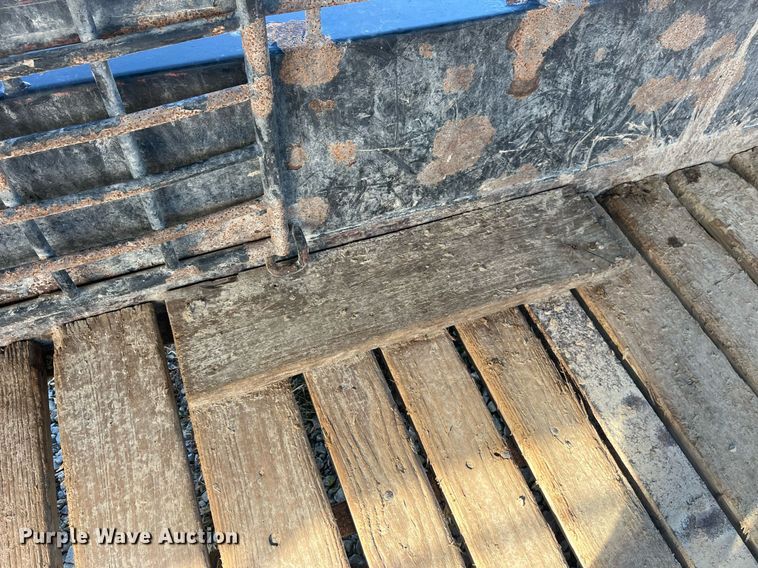 image for item DP2129 2014 Neckover GL28-3-7K  livestock trailer