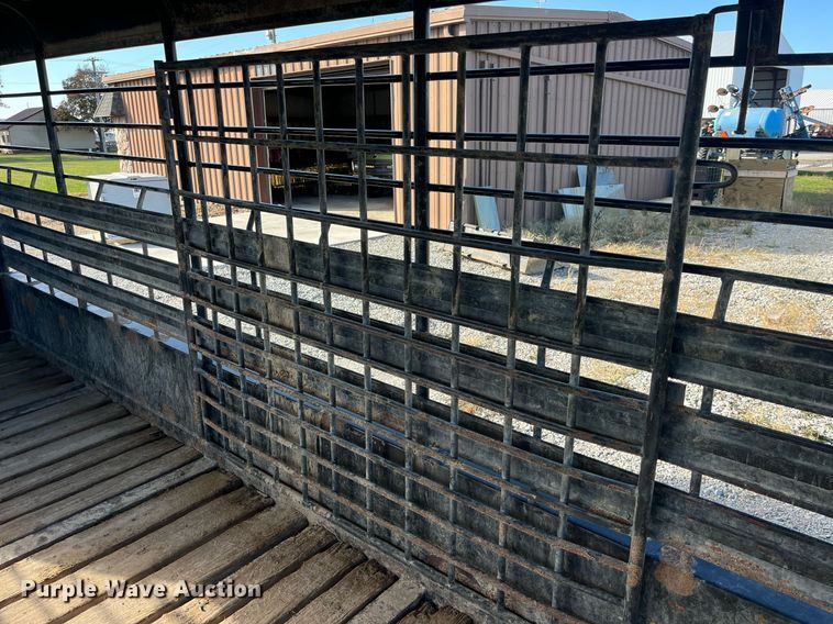 image for item DP2129 2014 Neckover GL28-3-7K  livestock trailer