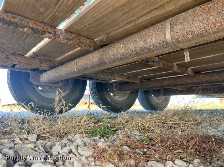 image for item DP2129 2014 Neckover GL28-3-7K  livestock trailer