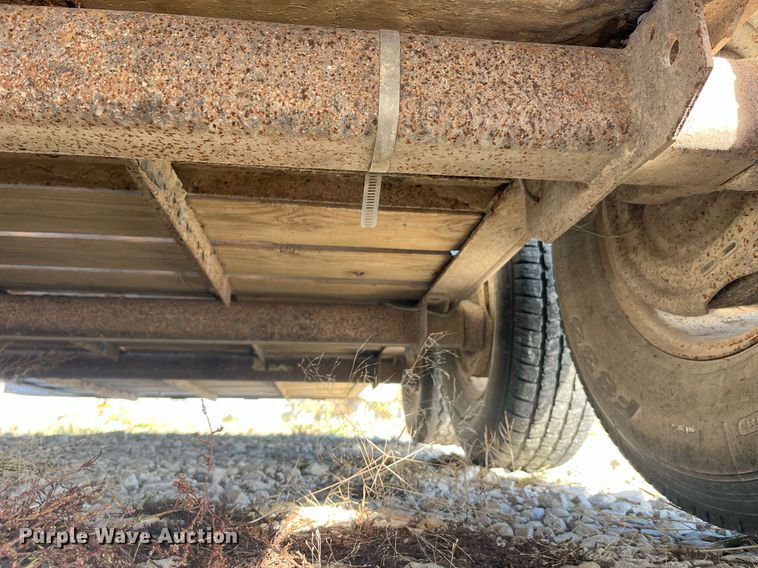 image for item DP2129 2014 Neckover GL28-3-7K  livestock trailer