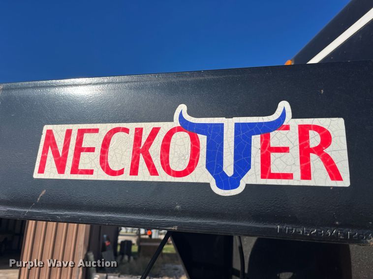 image for item DP2129 2014 Neckover GL28-3-7K  livestock trailer