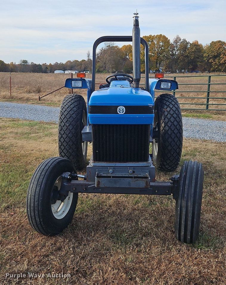 image for item DP6172 2000 New Holland 3010  tractor
