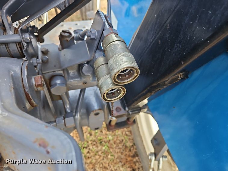 image for item DP6172 2000 New Holland 3010  tractor