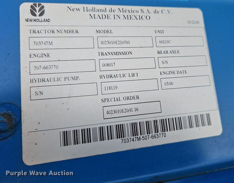 image for item DP6172 2000 New Holland 3010  tractor