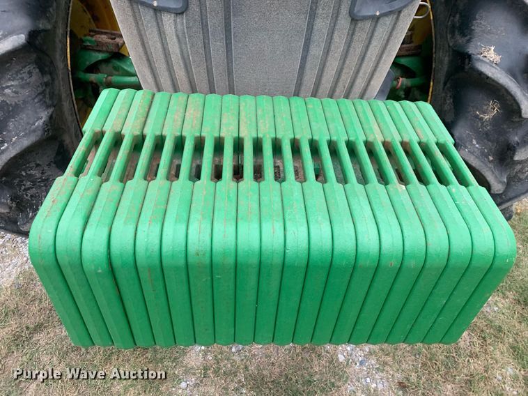 image for item DP8733 2013 John Deere 7215R MFWD tractor