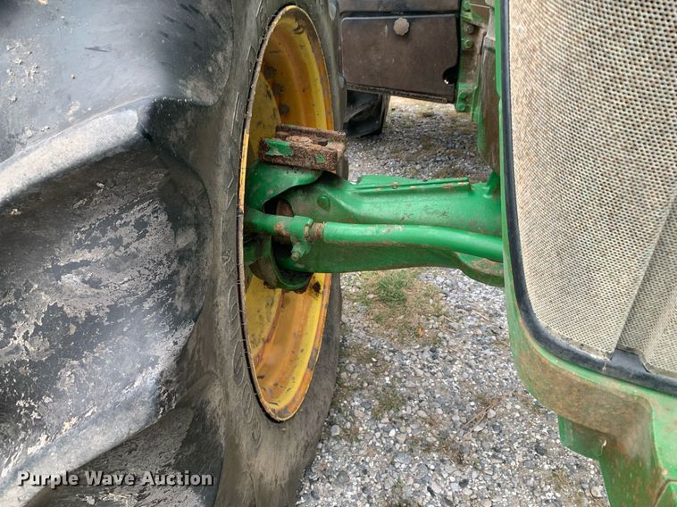 image for item DP8733 2013 John Deere 7215R MFWD tractor