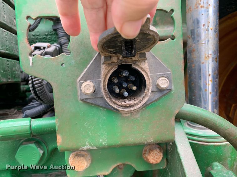 image for item DP8733 2013 John Deere 7215R MFWD tractor