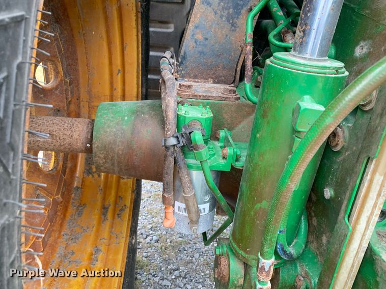 image for item DP8733 2013 John Deere 7215R MFWD tractor