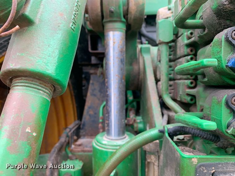 image for item DP8733 2013 John Deere 7215R MFWD tractor