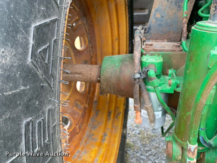 image for item DP8733 2013 John Deere 7215R MFWD tractor